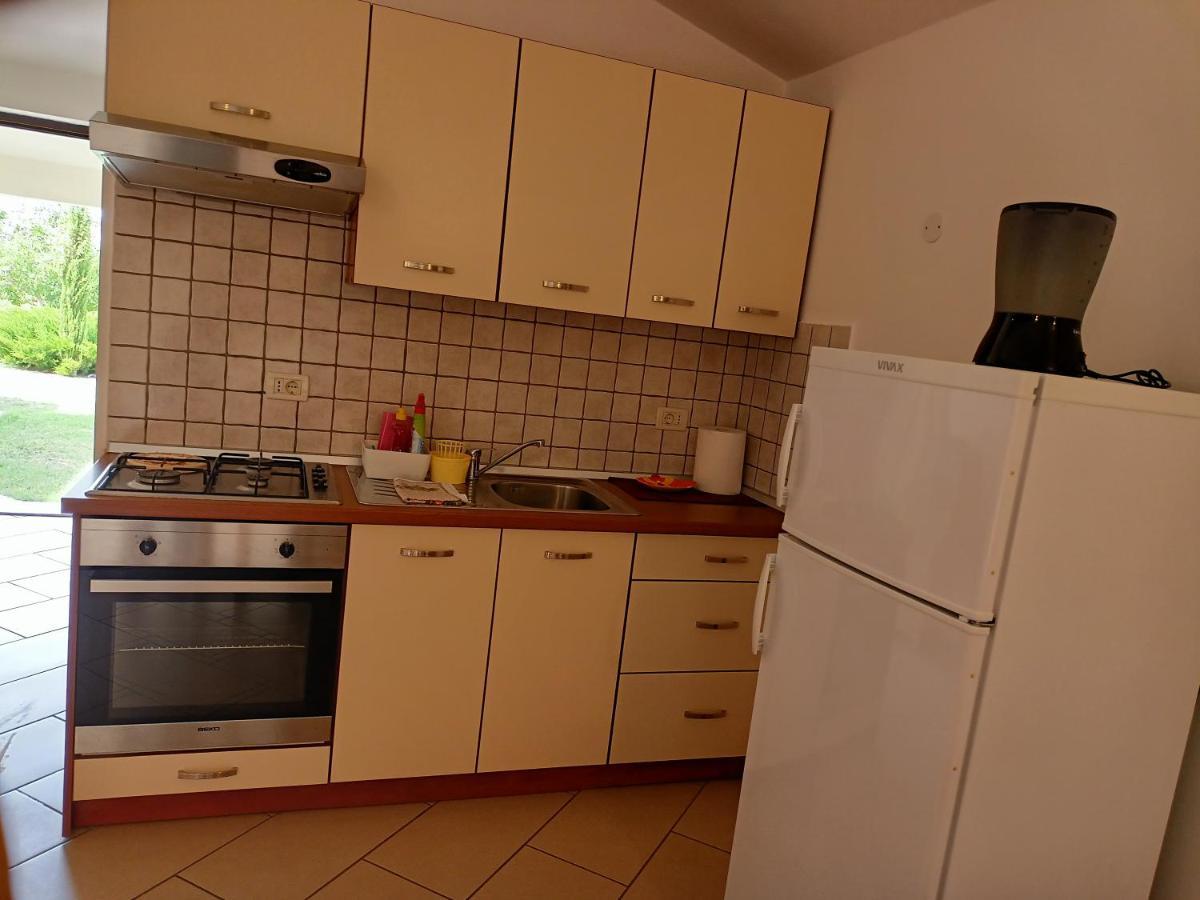 Apartment Studio Ta-Ti Умаг Екстериор снимка